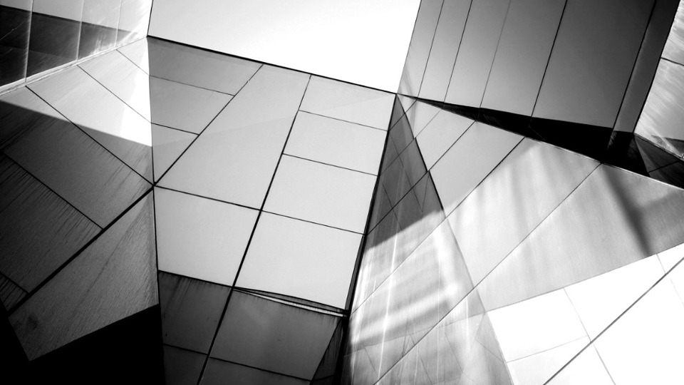 English Court removes arbitrator for apparent bias on expert preference